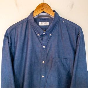 Express Men Size XL Shirt Chambray Button Down Contrast Cuffs Long Sleeves Blue